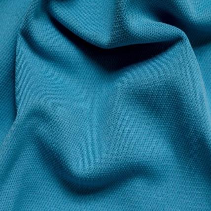 Vải Polyester Là Gì? Tìm Hiểu Từ A-Z Về Loại Vải Phổ Biến Nhất Hiện Nay