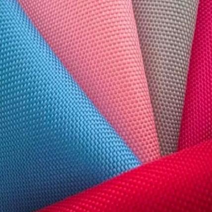 Poly Pha Cotton Là Gì? Ưu Nhược Điểm Và Ứng Dụng Trong Chăn Ga Gối